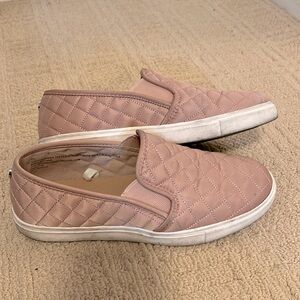 Nude quilted slip-on sneakers